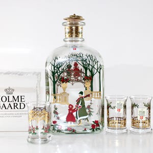 Holmegaard - Lovely vintage Christmas glass bottle and 4 aquavit glasses  - Made in Denmark 1997