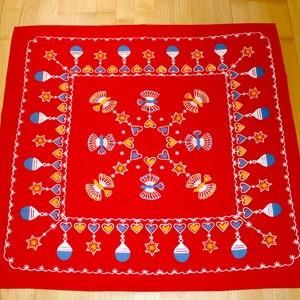 Swedish vintage Christmas tablecloth with lovely decor  - Made in Sweden 1950.
