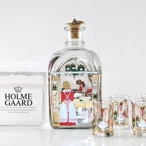Holmegaard - Lovely glass Christmas bottle and 4 aquavit glasses - Made in Denmark 1992.