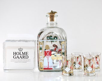 Holmegaard - Lovely glass Christmas bottle and 4 aquavit glasses - Made in Denmark 1992.