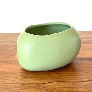 Vintage Swedish Fjaderholmarna Studio Pottery Freeform Mint Green Planter
