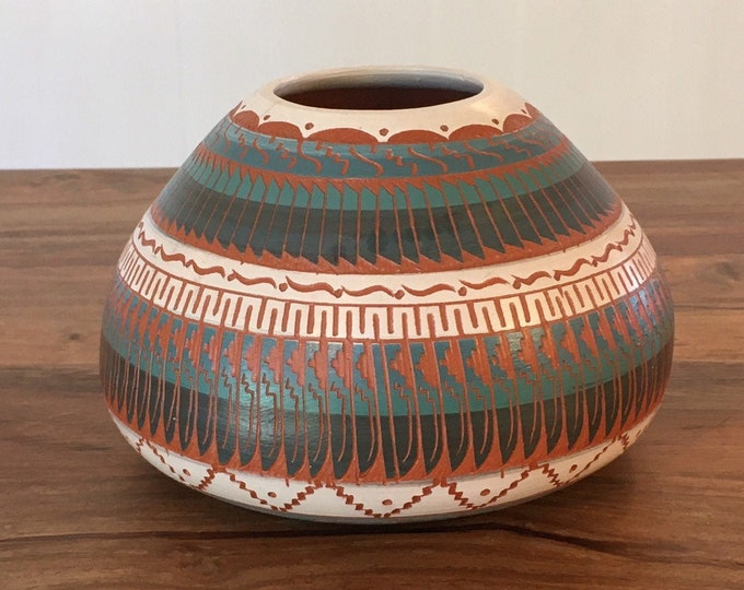 Navajo Dine Pottery Southwest Sgraffito Vase Signed EW Etsy