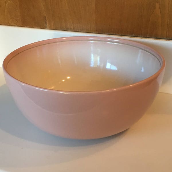 Heath Ceramics Large Salad Serving Bowl in Rose Pink Made in Sausalito California