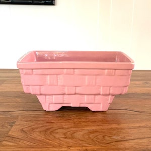 Vintage USA Pottery Pink Basketweave Rectangular Footed Planter