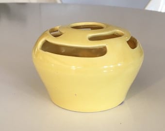 Dating camark pottery
