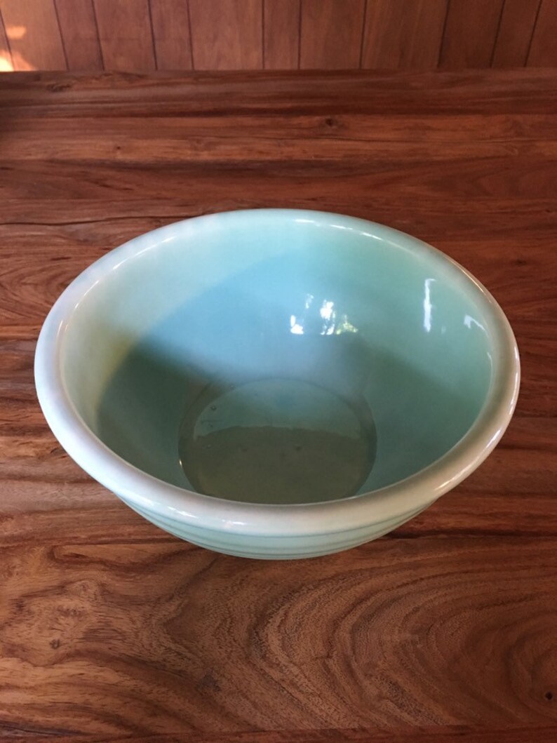 Vintage Ringed Mixing Bowl in Pale Green