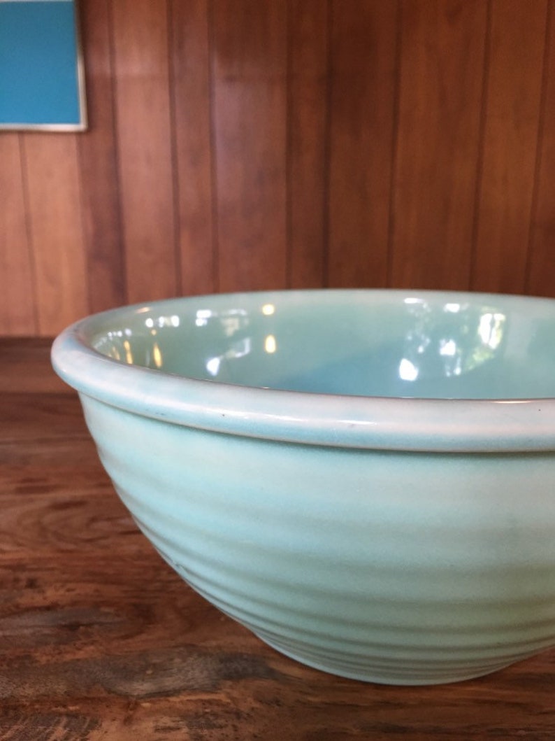 Vintage Ringed Mixing Bowl in Pale Green