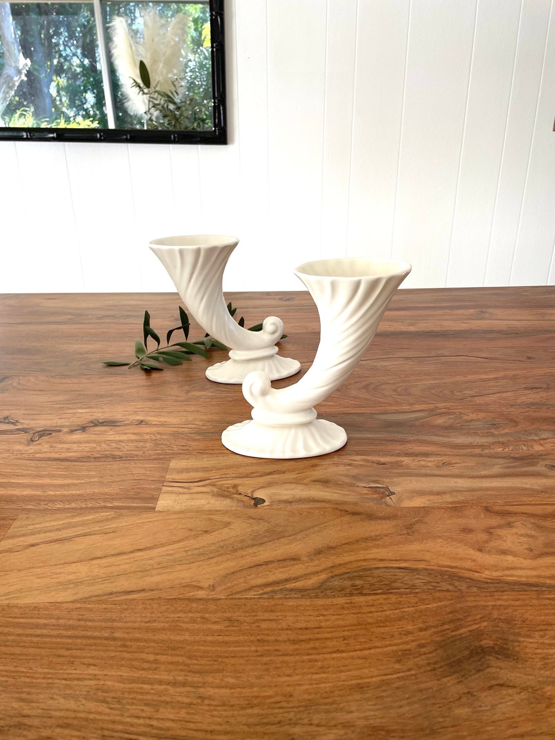 Vintage Franciscan Pottery Coronado Swirl Cornucopia Vases in off White