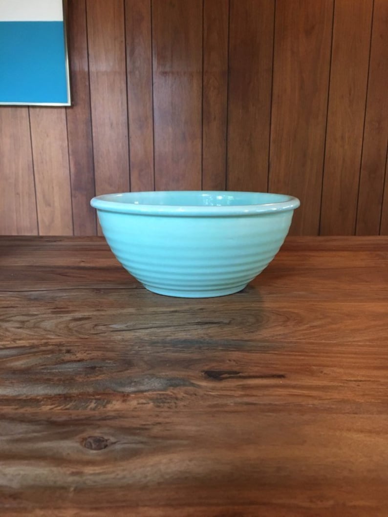 Vintage Ringed Mixing Bowl in Pale Green