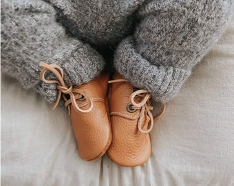 PUMPKIN Lace Up Oxford Style Moccasin