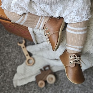 Antique Brown Lace Up Oxford Style Moccasin