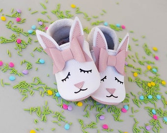 Bunny Moccasins| Baby Moccasins | Baby Moccs | Handmade Baby Moccasins | Rabbit Moccs | Bunny Shoes | Easter moccasins | Easter Baby