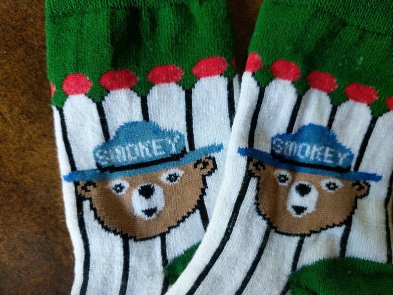 Vintage Smokey The Bear Socks image 3