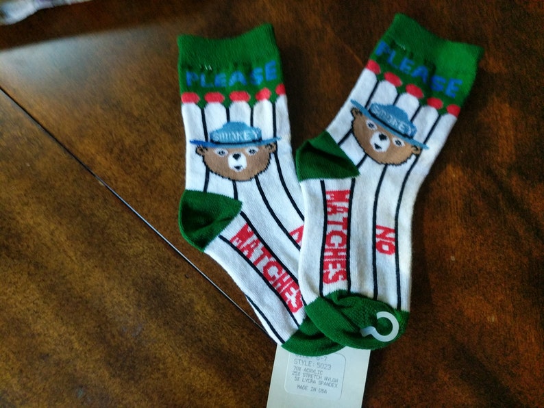 Vintage Smokey The Bear Socks image 5