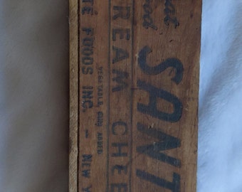 Vintage Sante Cream Cheese Wood Box 3 lbs / Wooden Cheese Box / That Good Sante Cheese Wood Box