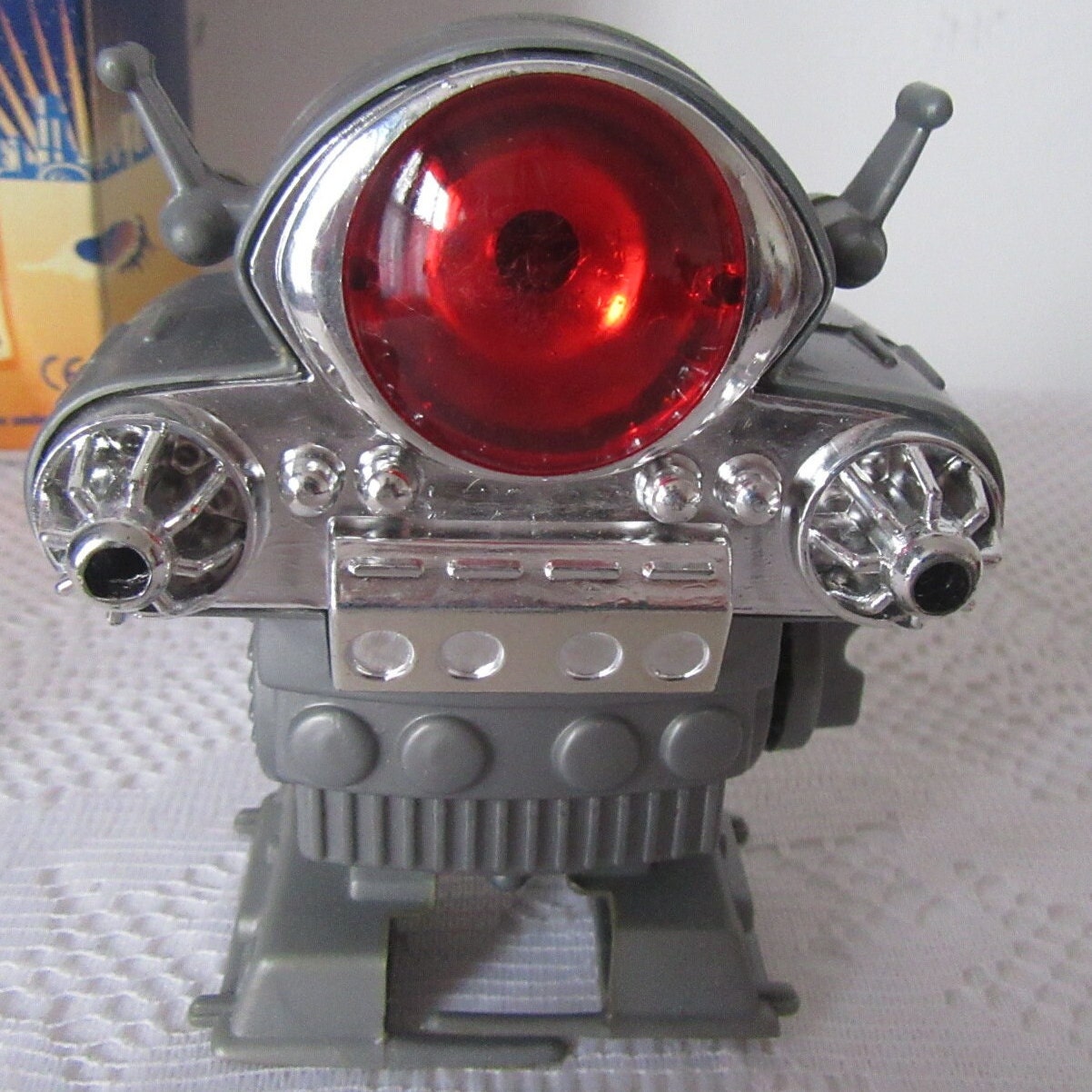 Cyclops Sparking Walking Mechanical Robot. Item No 10074 Cyclops Sparking Walking Mechanical Robot. Item No 10074