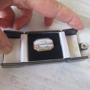 Vintage Swiss &quot;Lausanne&quot; souvenir enamel brooch. Tour momento pin. Shiny gold-tone. Box included.