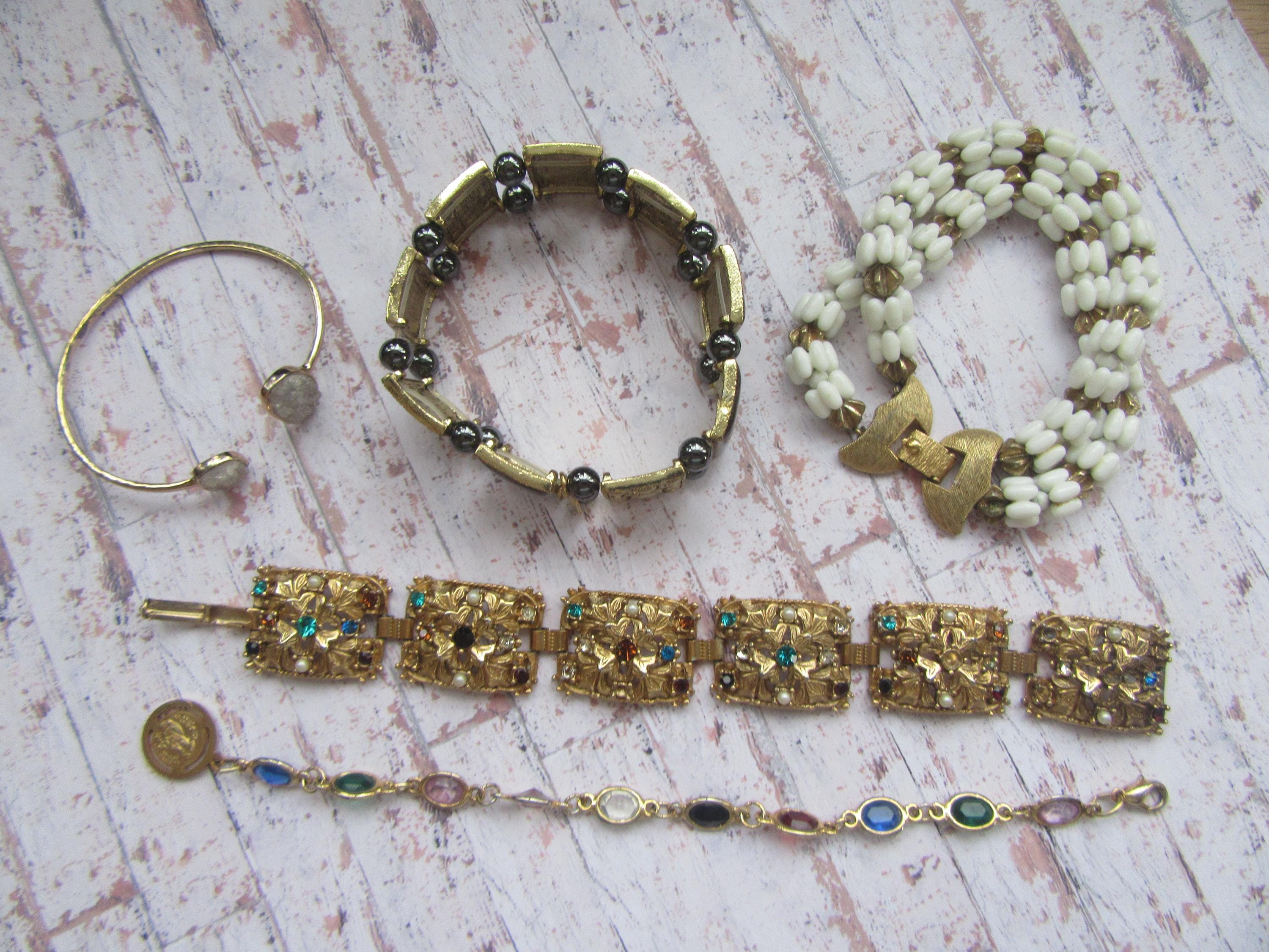 Sphinx bracelet - Etsy 日本
