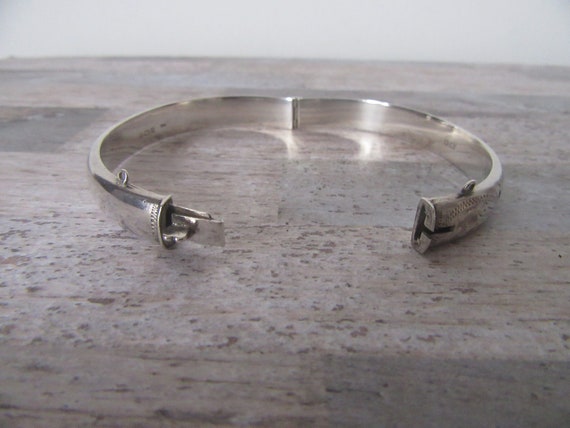 Solid Silver bangle, bracelet. Etched to one half… - image 4