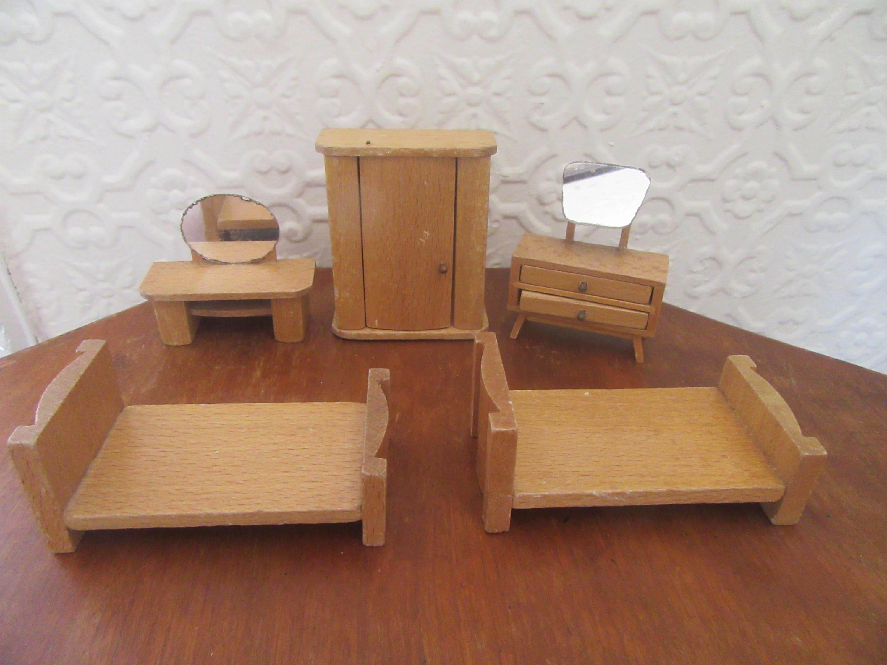 Vintage Doll's Barton Dolls House Furniture Vintage Dolls - Main Image