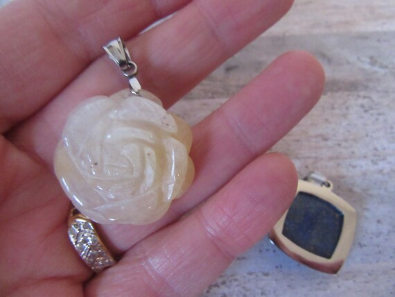 Choice of 4 x gemstone pendants. Creamy/white flo… - image 8