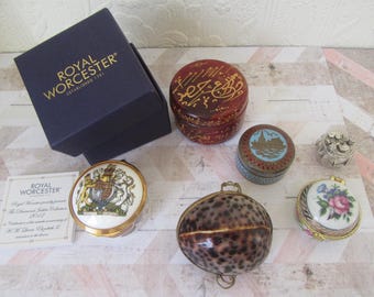 ヴィンテージの小さな小物入れ。3種類からお選びいただけます。小さな