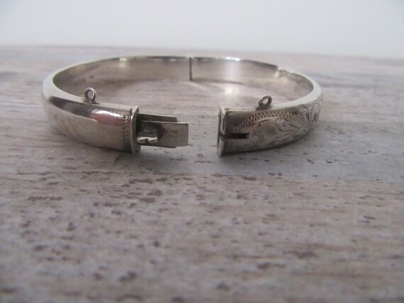 Solid Silver bangle, bracelet. Etched to one half… - image 7