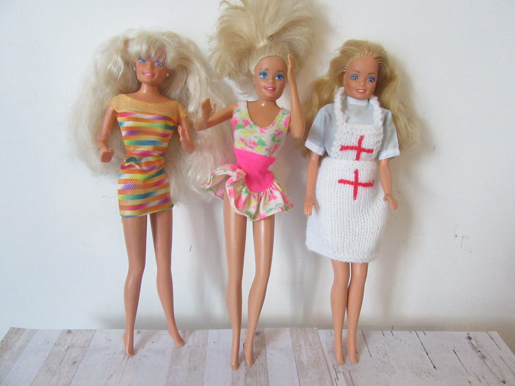 JOLIE POUPÉE BARBIE corps Vintage années 60 MATTEL EUR 16,00 - PicClick FR