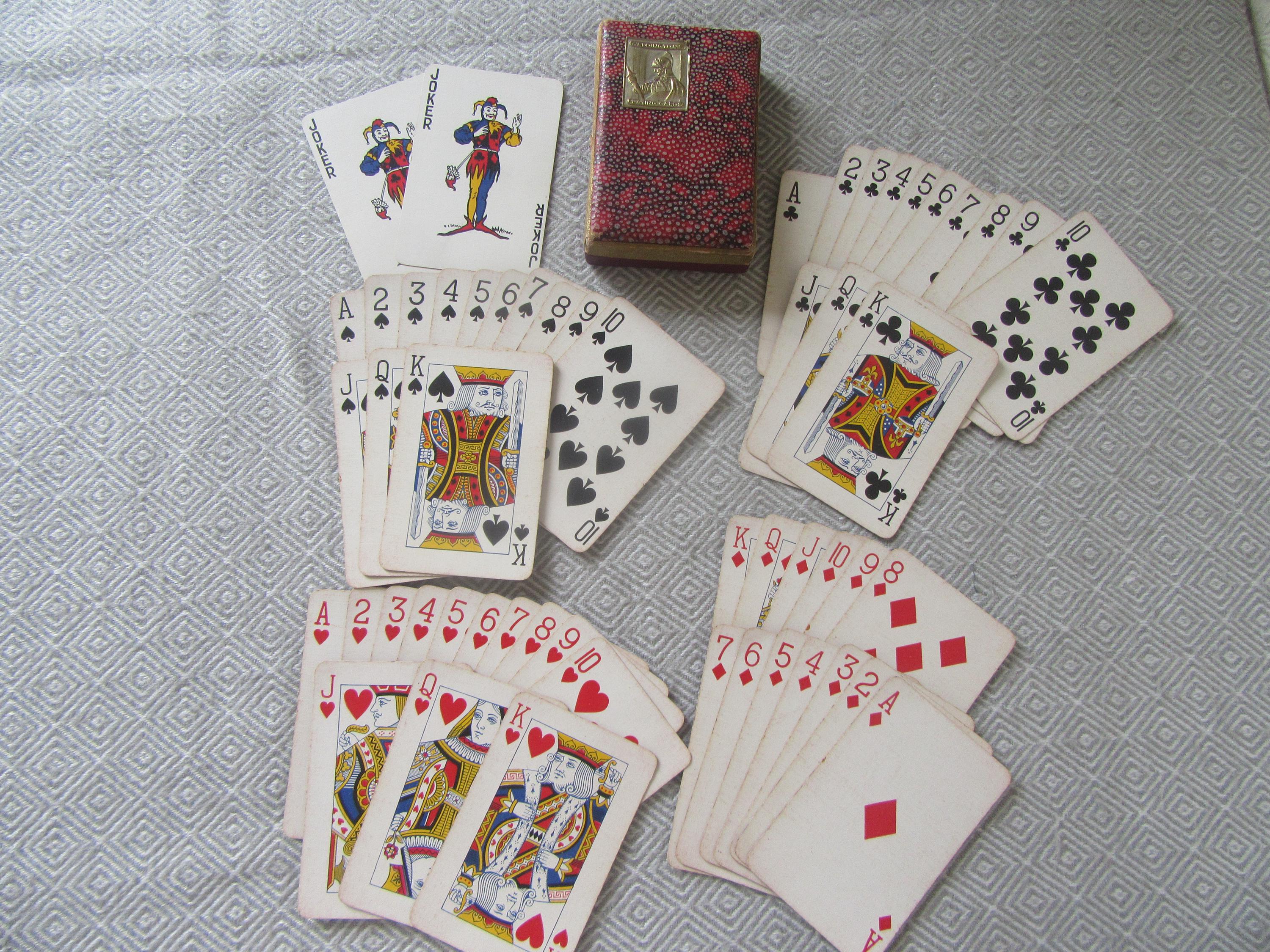 Vintage Waddingtons Playing Cards. Hunting Scene. Embossed Badge