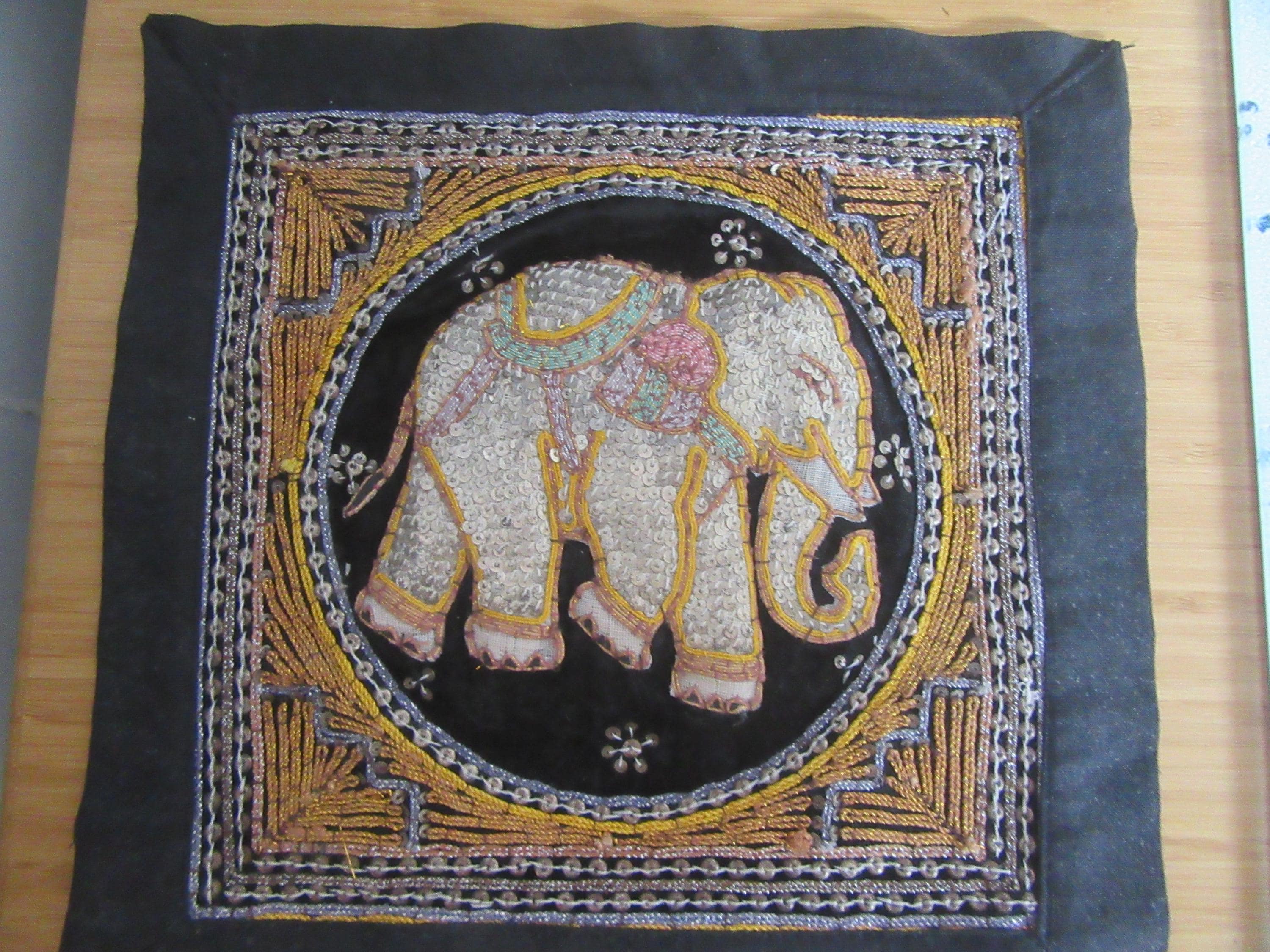 Vtg Kalaga Embroidered Elephant Tapestry Cap Beaded‎ Sequin Black Velvet Mynamar Beaded Sequin Elephant Tapestry, Burmese Kalaga, Authentic  main image 4