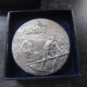ARTHUS BERTRAND シルバーメダルキーホルダー Arthus Bertrand Medal - Etsy