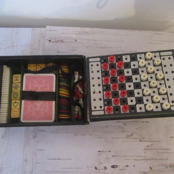 Vintage 1940s travel games compendium in a leather case. Dominoes, cards, draughts, chess, bakelite poker dice & counters. Family games.