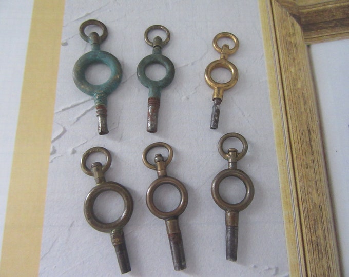 Vintage Pocket Watch Winding Keys,set of 6 Assorted Sizes.brass and