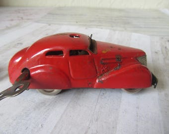 VOITURE EN TÔLE à clef EUR 15,00 - FR