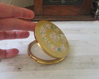 ヴィンテージ ヤードレー ロンドン パウダーコンパクト：ビーモチーフ