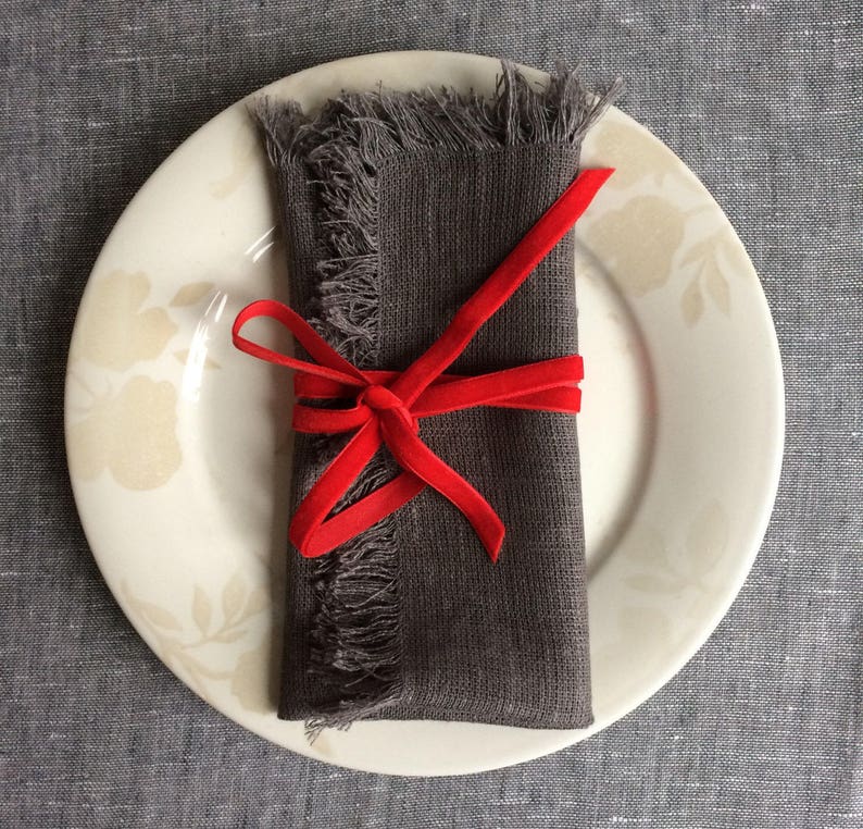 Set of 6 Linen Napkins Gray Cloth Serviette Napkins Linen Napkins Gray linen napkins with fringes