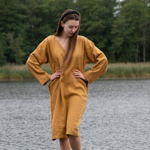 Below the Knee Tunic Dress with V-neckline, Side Pockets and Long Sleeves / Vacation Tunic Dress / Phone-friendly Dress image 4