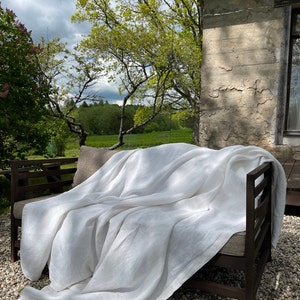 Linen bed cover, Rustic blanket, Milk White Linen Bed Throw, 100% Linen, Bedspread, Sofa Blanket, Luxury Bed Cover