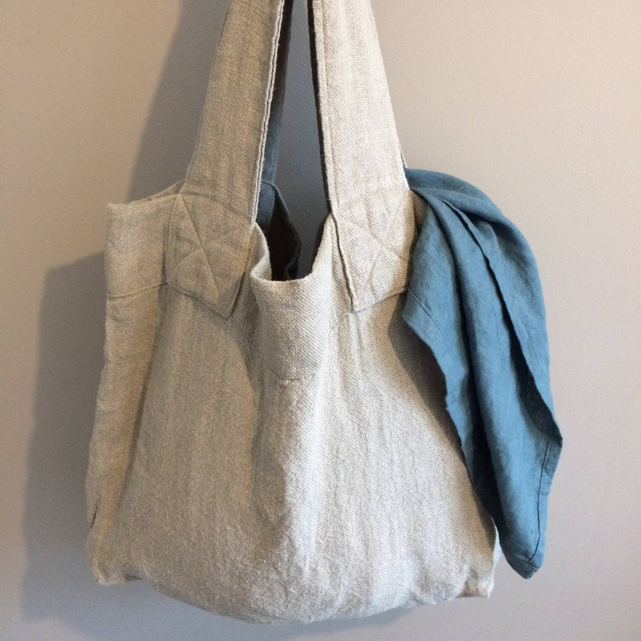 beige shopper bag
