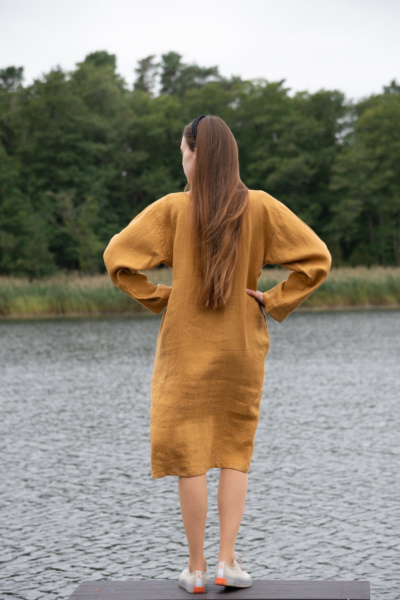 Below the Knee Tunic Dress with V-neckline, Side Pockets and Long Sleeves / Vacation Tunic Dress / Phone-friendly Dress image 5