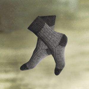 Mens Merino Wool Socks: Warm Knitted Winter Socks