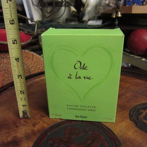 Ode a la Vie by Yves Rocher 1.7 oz / 50 ml Eau De Toilette spray for women