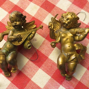 Pair of Vintage Depose Italy Musical Cherub Angels with Mandolin and Violin