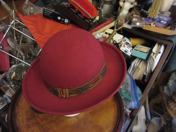 Burgundy Red 100% Wool Hat - Made In Italy - image 6