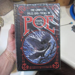 The Complete Tales & Poems of Edgar Allan Poe - Collectible Deluxe Special Gift Edition - Leather Bound Hardcover