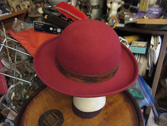 Burgundy Red 100% Wool Hat - Made In Italy - image 5