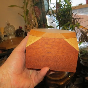Wood Trinket Box Lidded Jewelry Keepsake