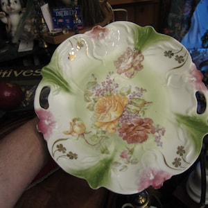 Bavarian Style Cake Plate with Scalloped Edge