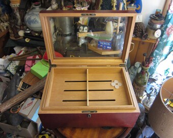 Large Humidor with glass top, removable draw, side handles., Please Read Description