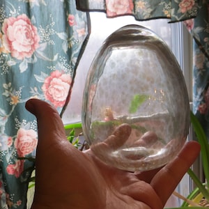 Clear Art Glass Egg,  Paperweight, vintage, egg shaped